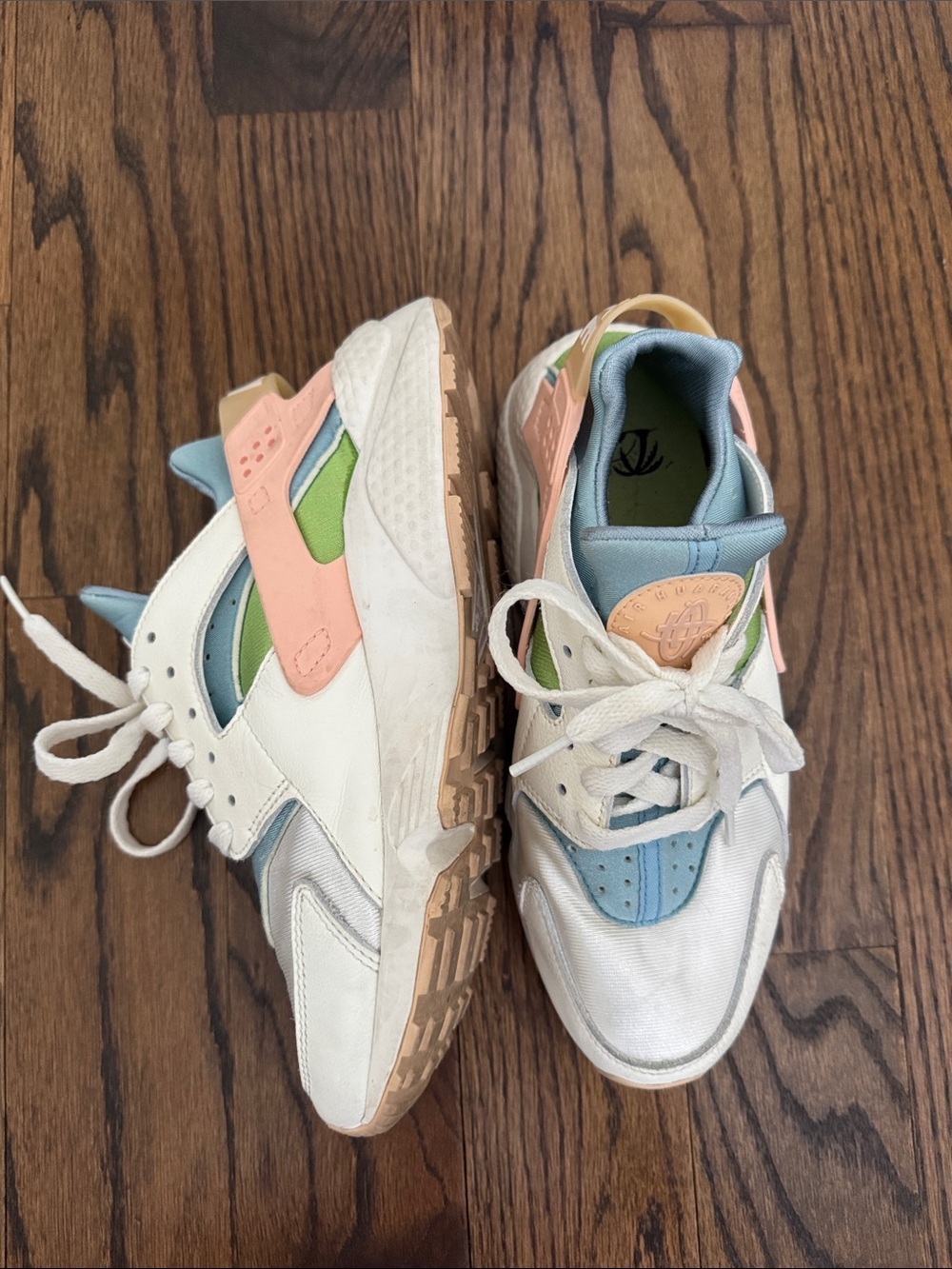 Air Huarache Women’s Sneaker